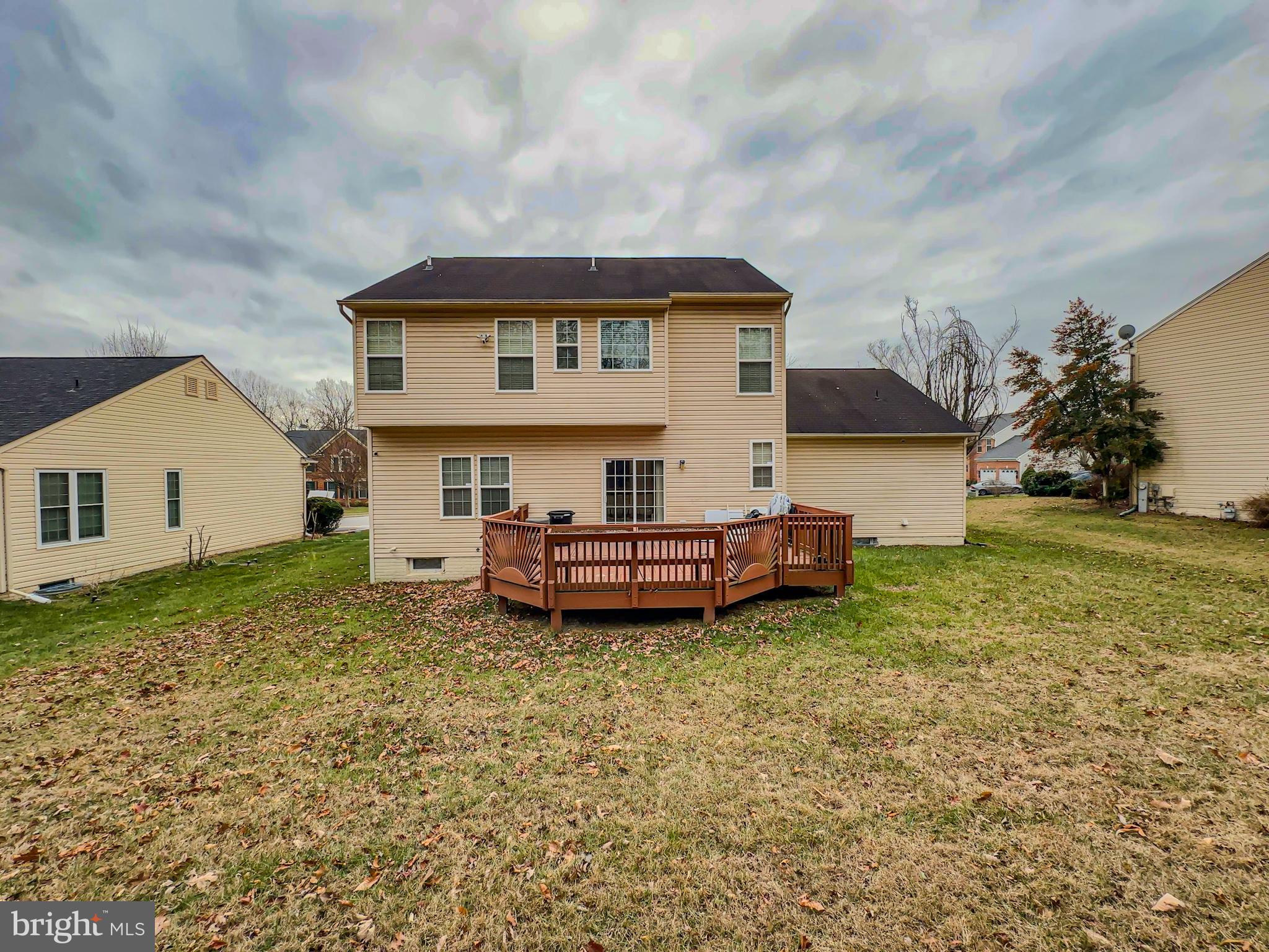 THE VILLAGES AT WELLINGTON - Residential