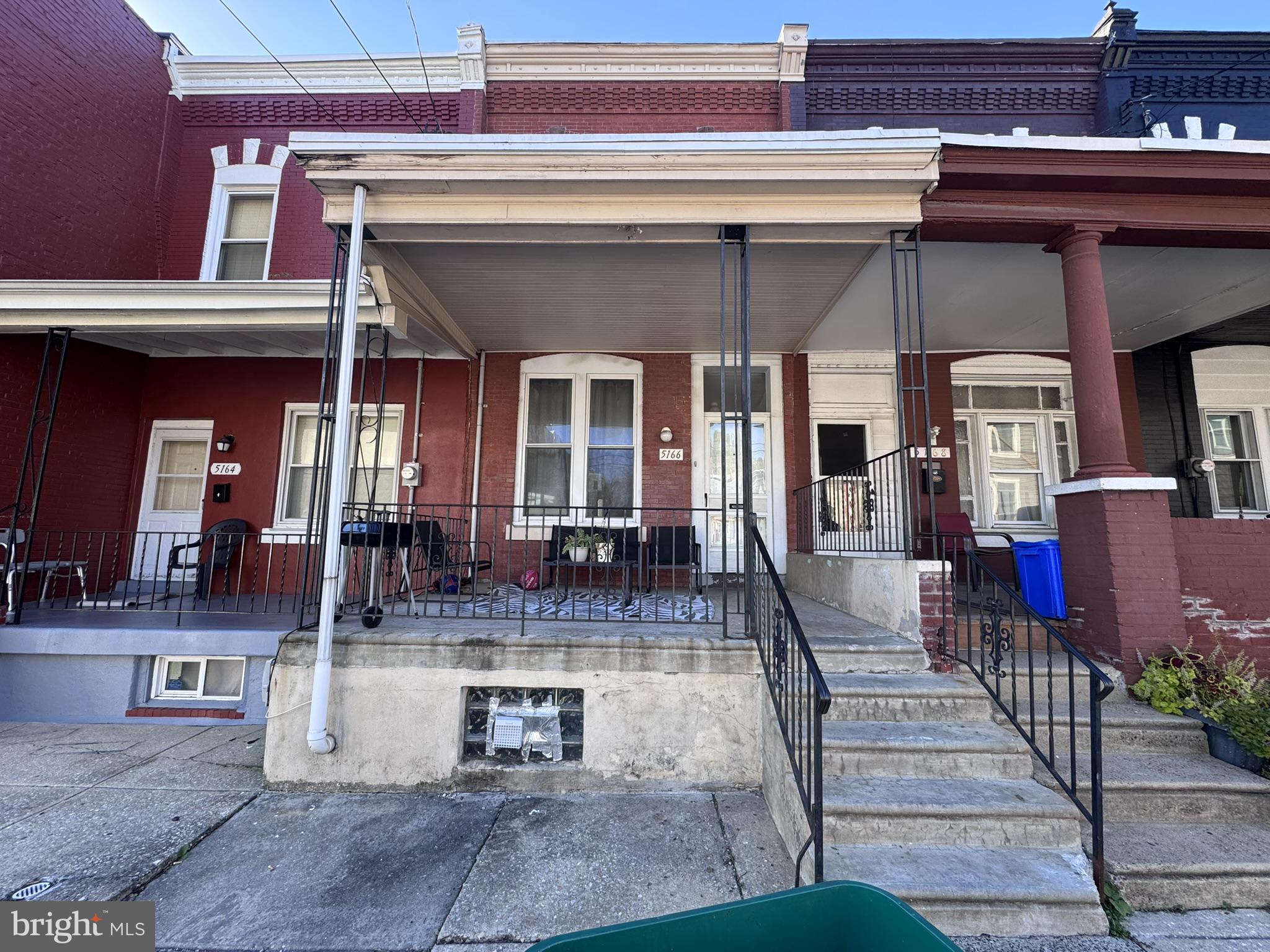 5166 VIOLA STREET