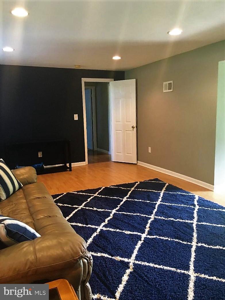 CEDARWOOD COVE - Residential