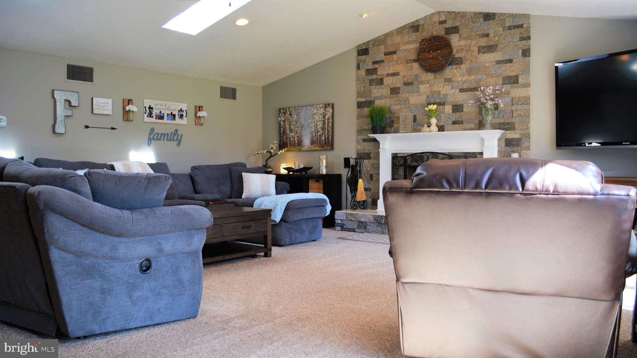 CEDARWOOD COVE - Residential