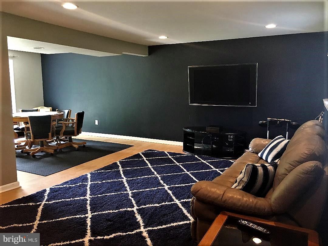 CEDARWOOD COVE - Residential