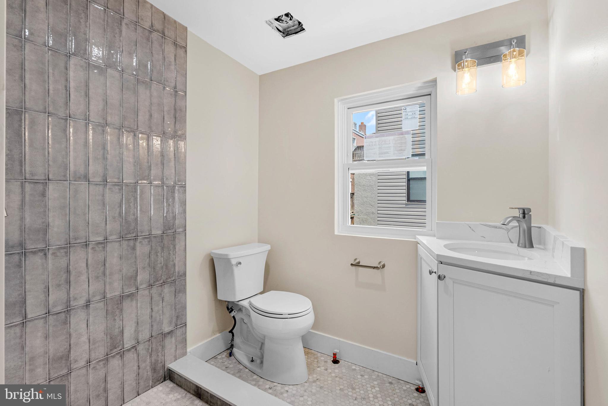 EAST PASSYUNK CROSSING - Residential