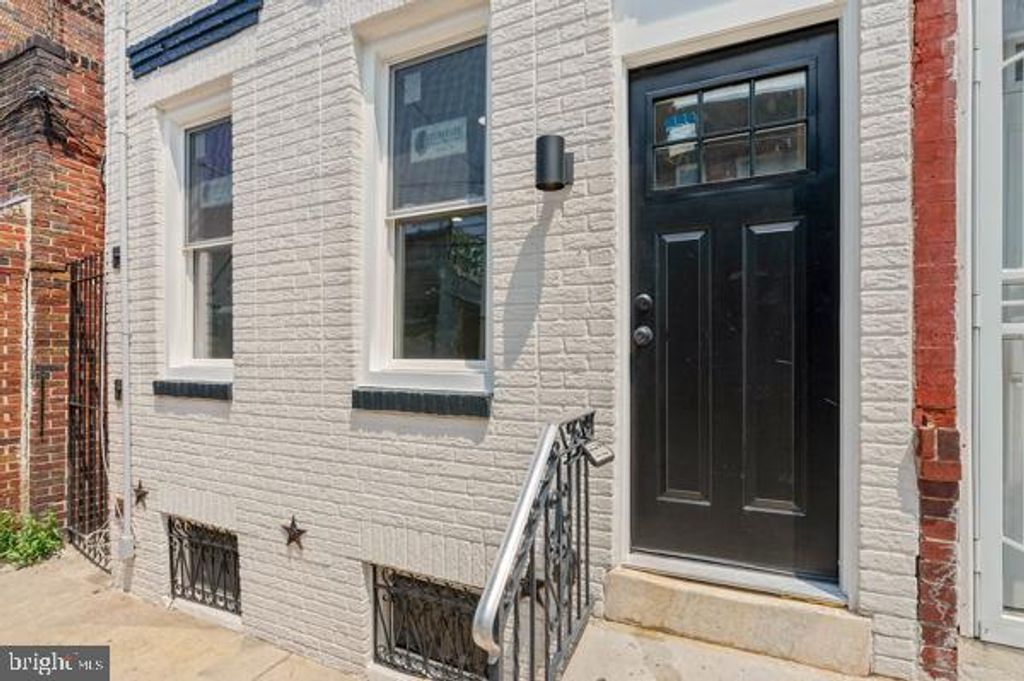 Photo of 2001 S Mildred Street, PHILADELPHIA, PA 19148 (MLS # PAPH2510660)