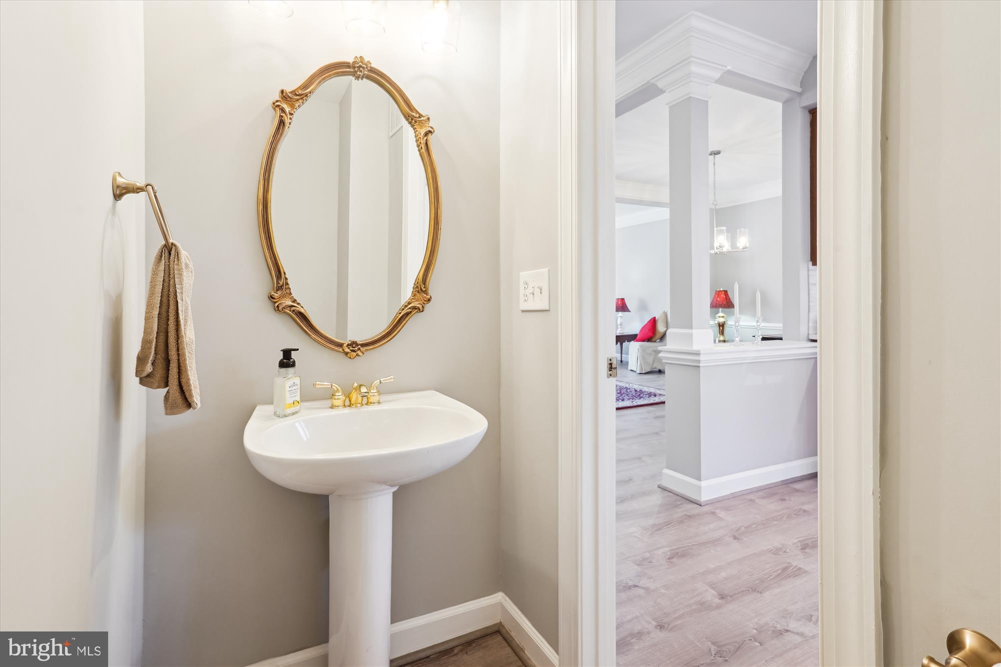 ISLAND CREEK - Residential