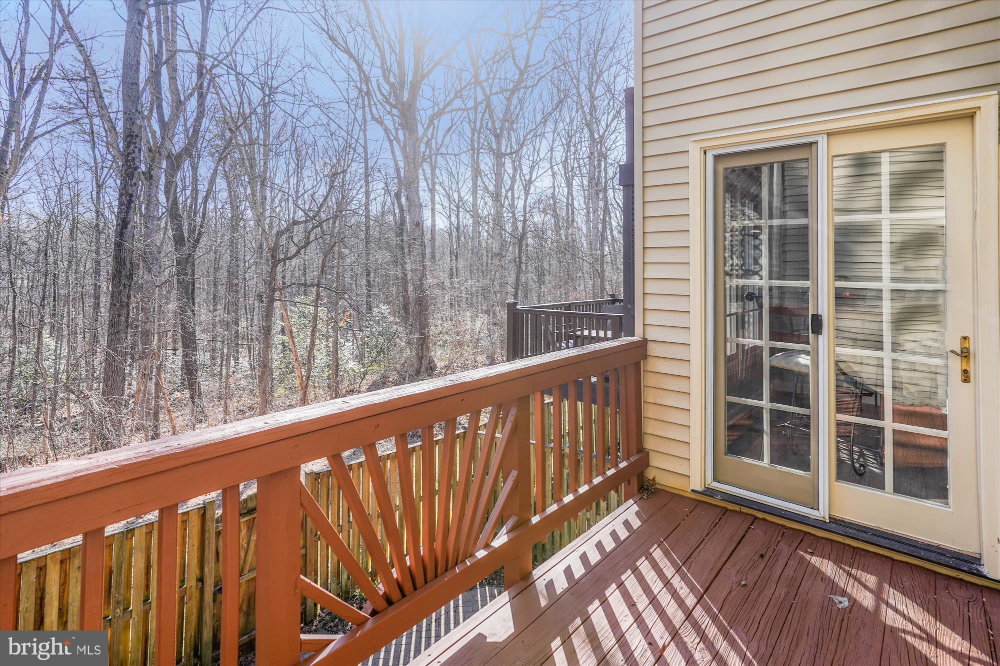 ISLAND CREEK - Residential