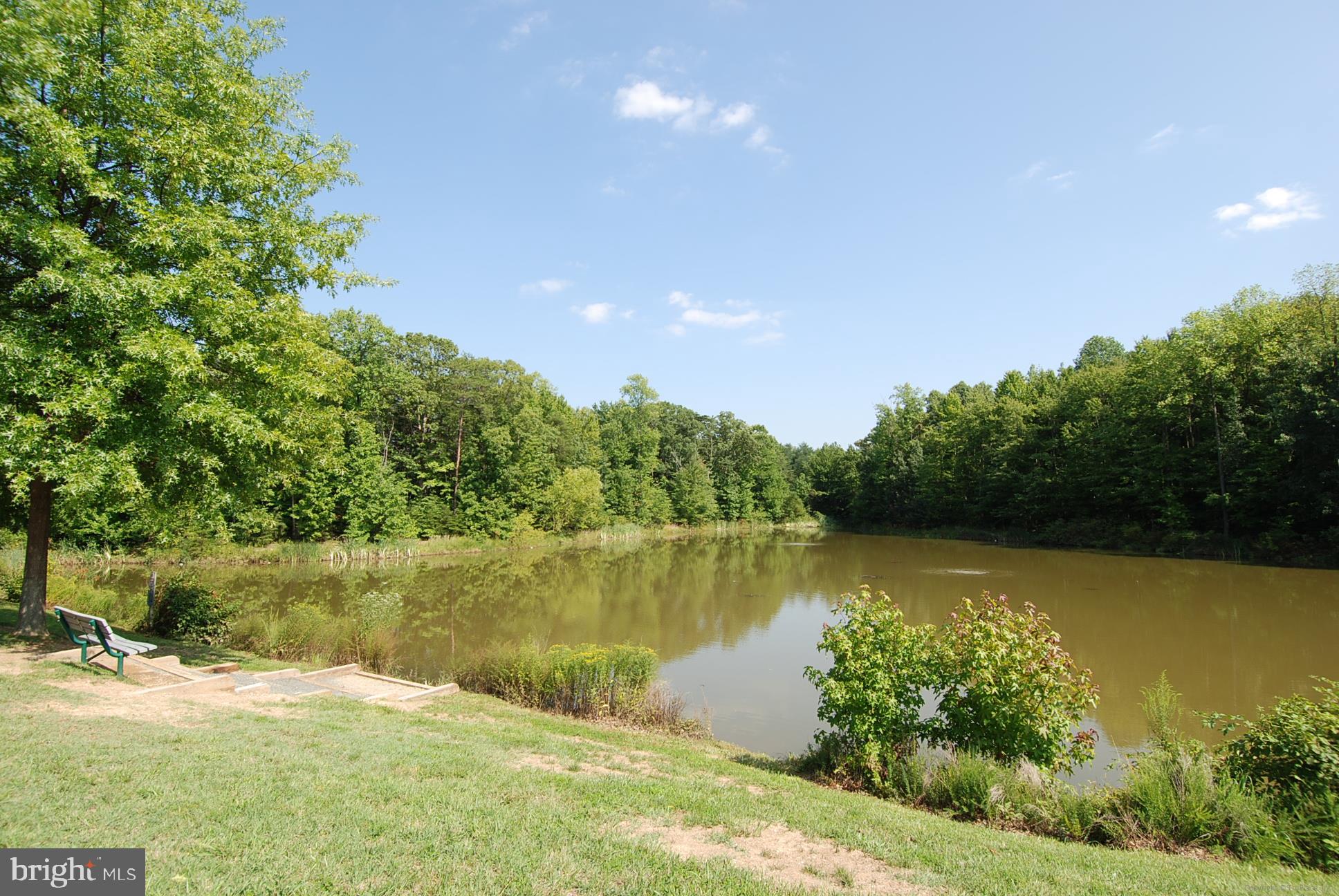 ISLAND CREEK - Residential