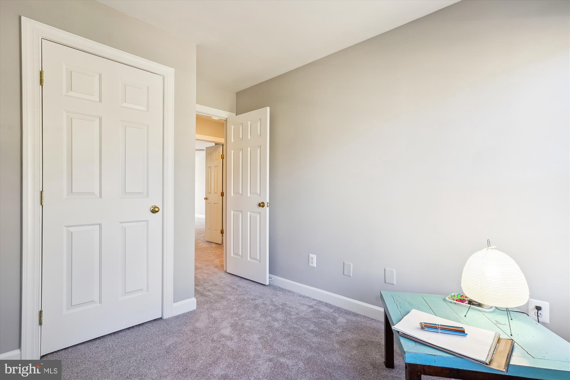 ISLAND CREEK - Residential