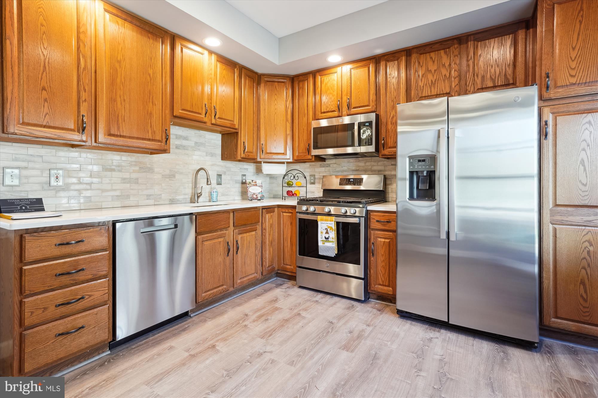 ISLAND CREEK - Residential