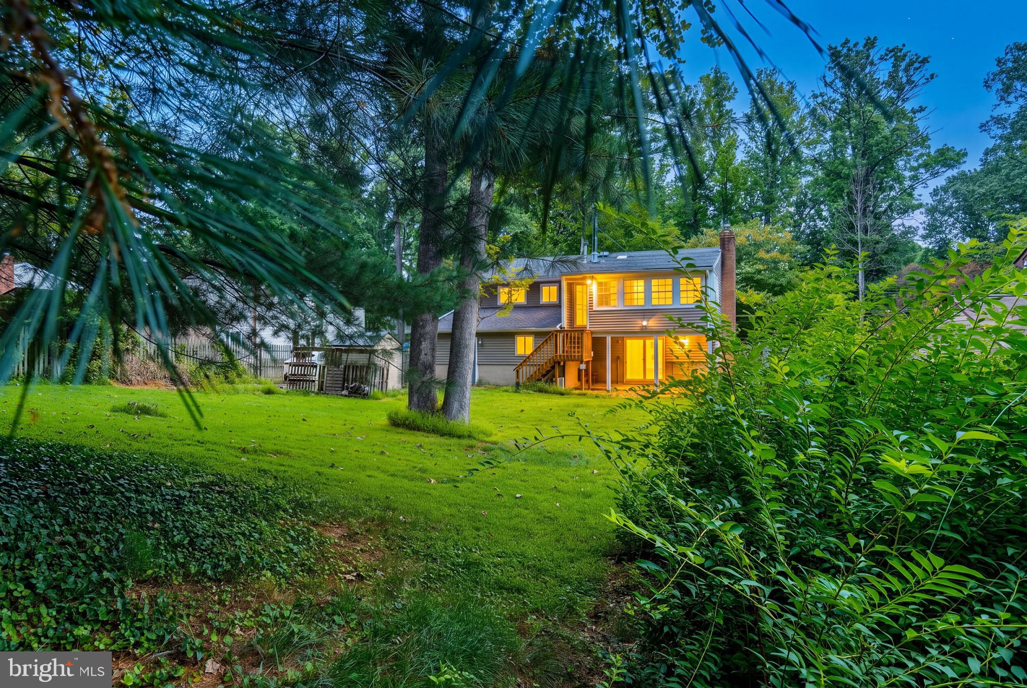 579 LAKE BOULEVARD