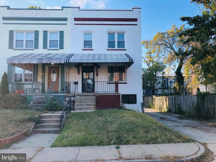 Don't miss this amazing opportunity to own an end of the group rowhome in Waverly neighborhood. Enjoy an open  floor plan with hardwood floors and spacious room sizes, separate dining area and nice kitchen that leads to rear porch. The walk-out basement has plenty of living space and room for storage.