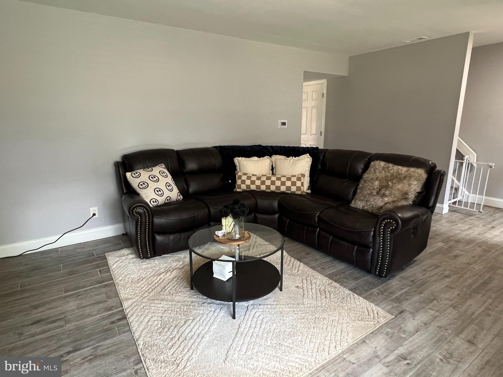 3422 PALACE COURT