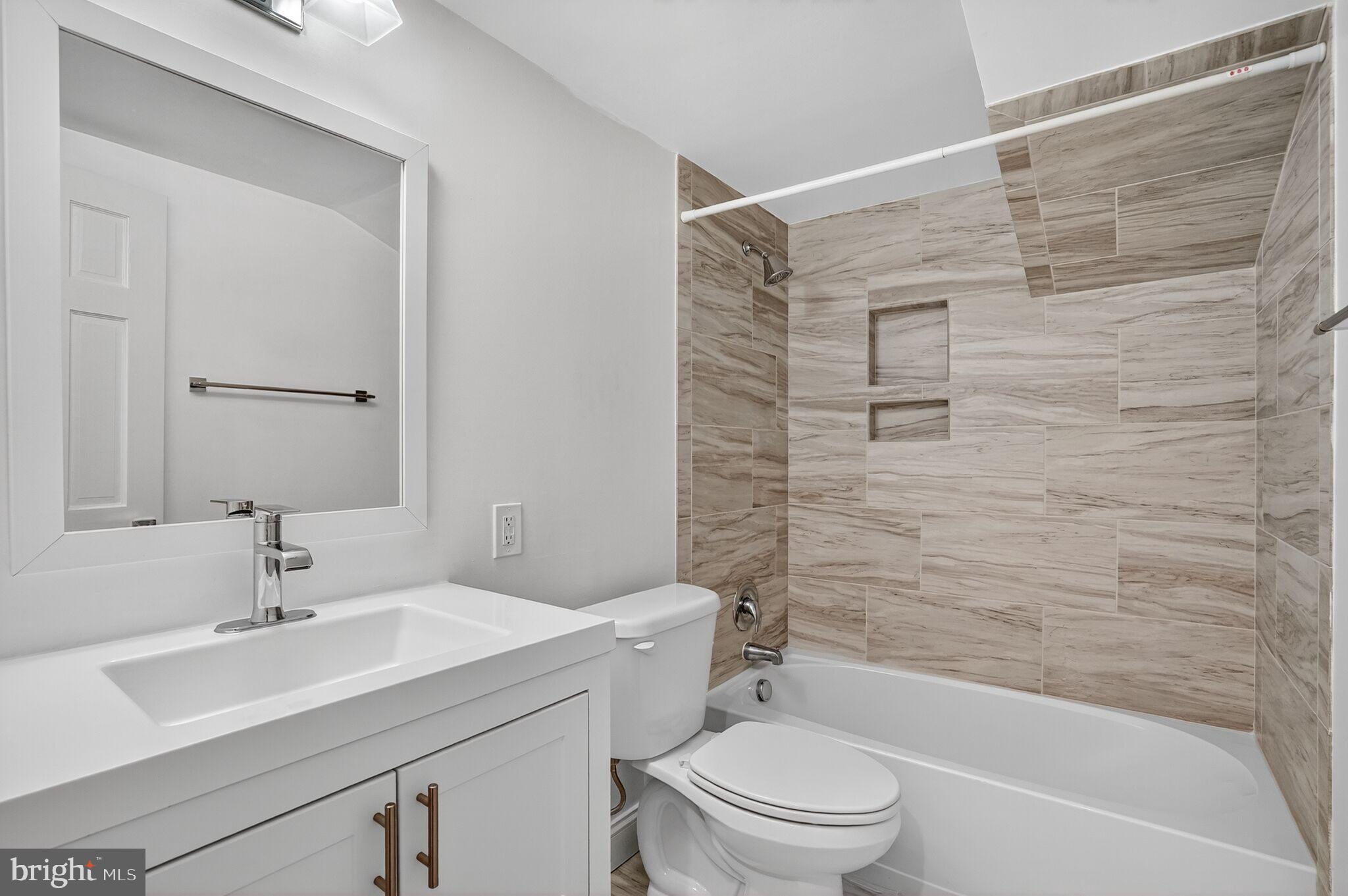 BALLANTRAE FARMS - Residential