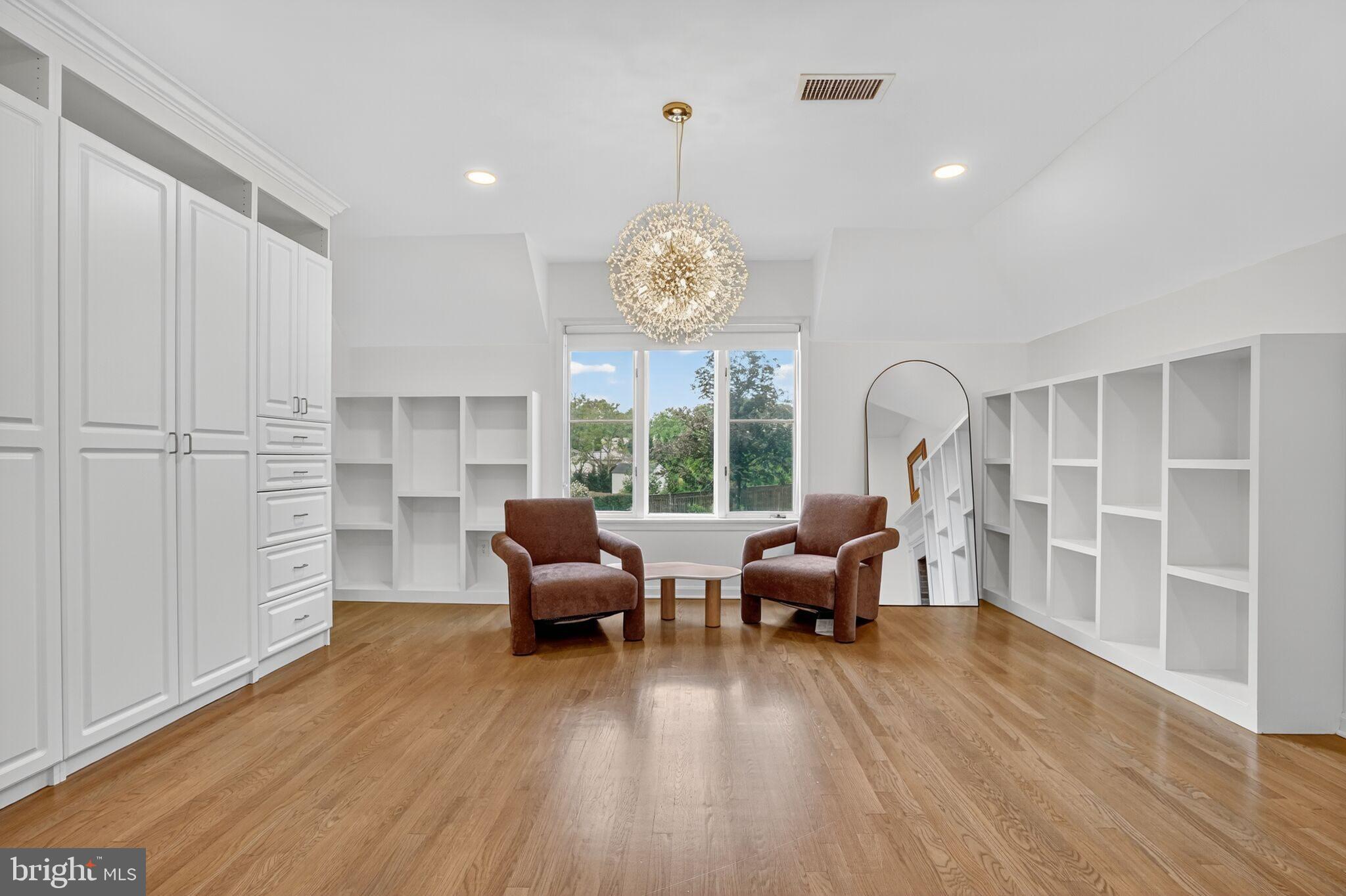 BALLANTRAE FARMS - Residential