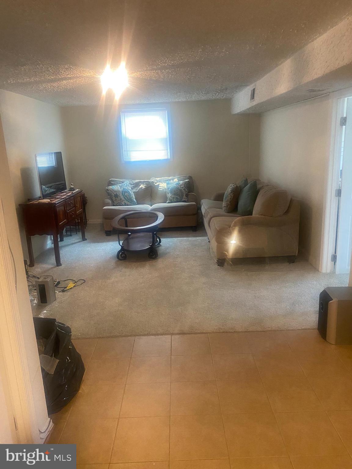 LYNNALAN ACRES PLAT THRE - Residential