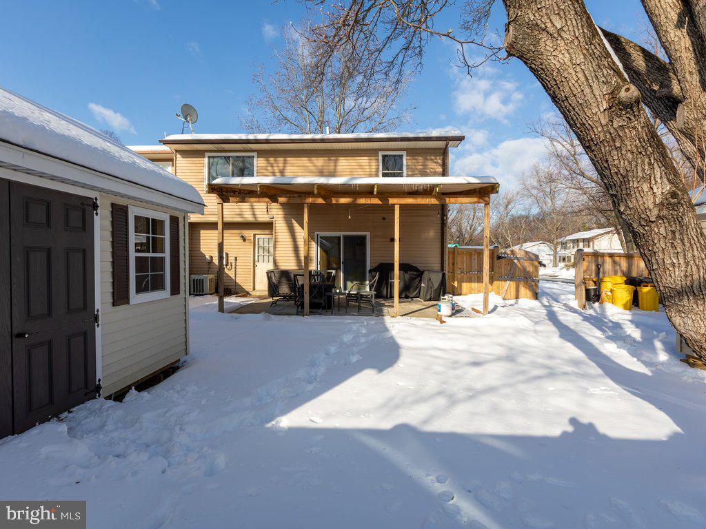 REVELL DOWNS - Residential