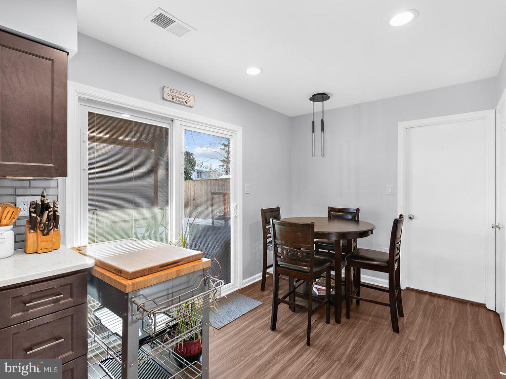 REVELL DOWNS - Residential