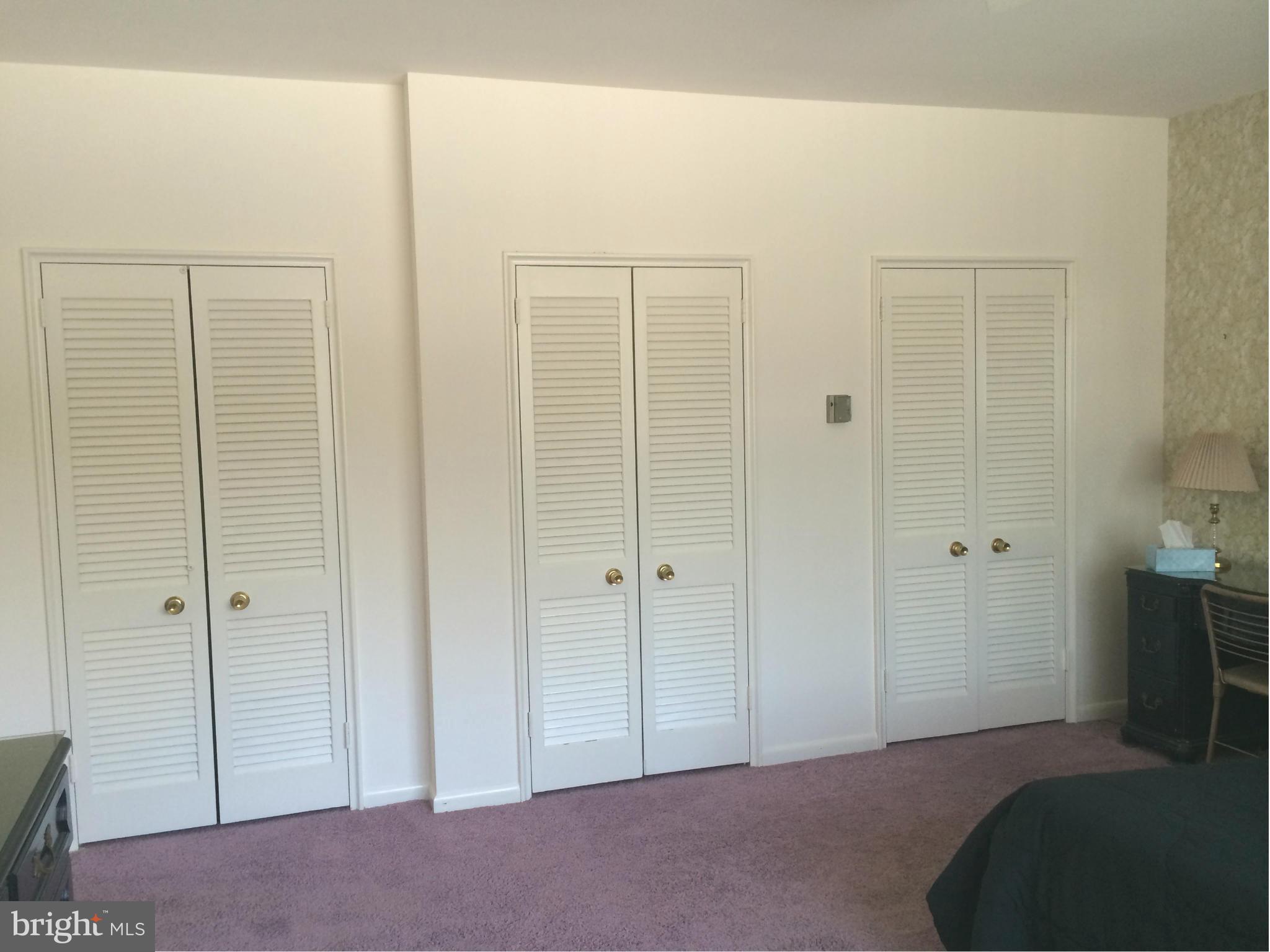 ELEVEN SLADE - Residential