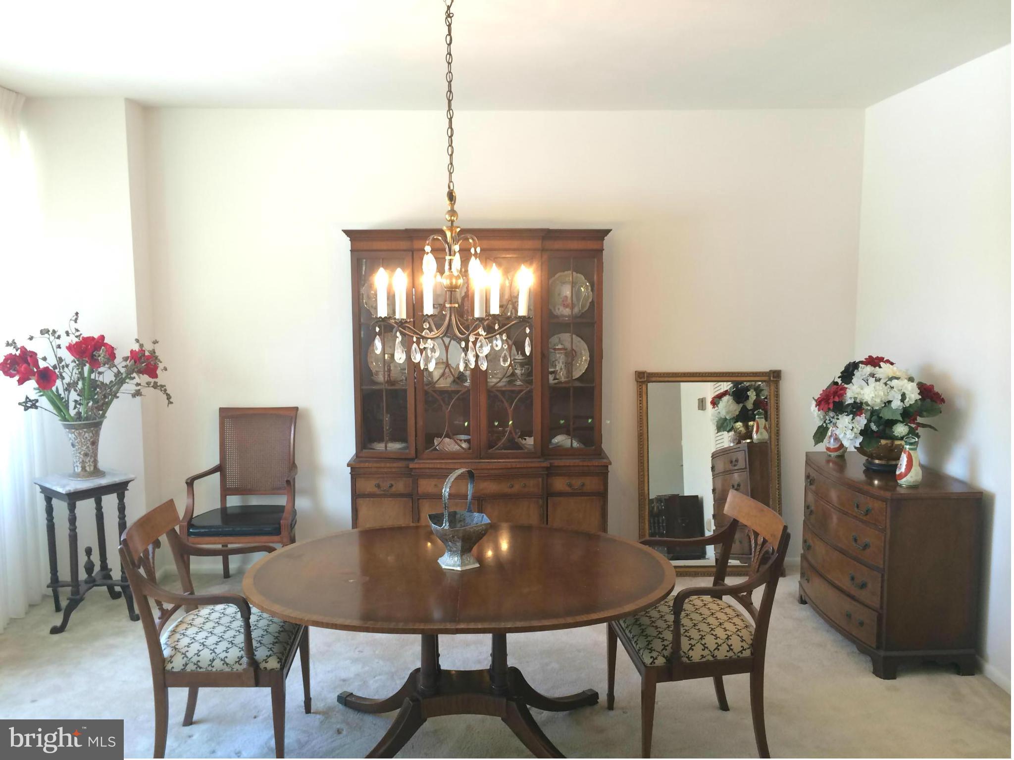 ELEVEN SLADE - Residential