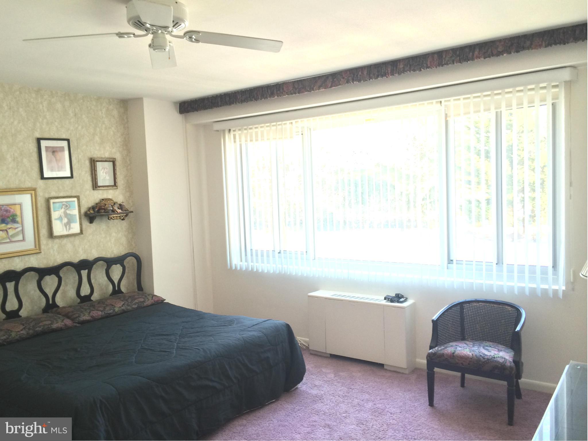 ELEVEN SLADE - Residential