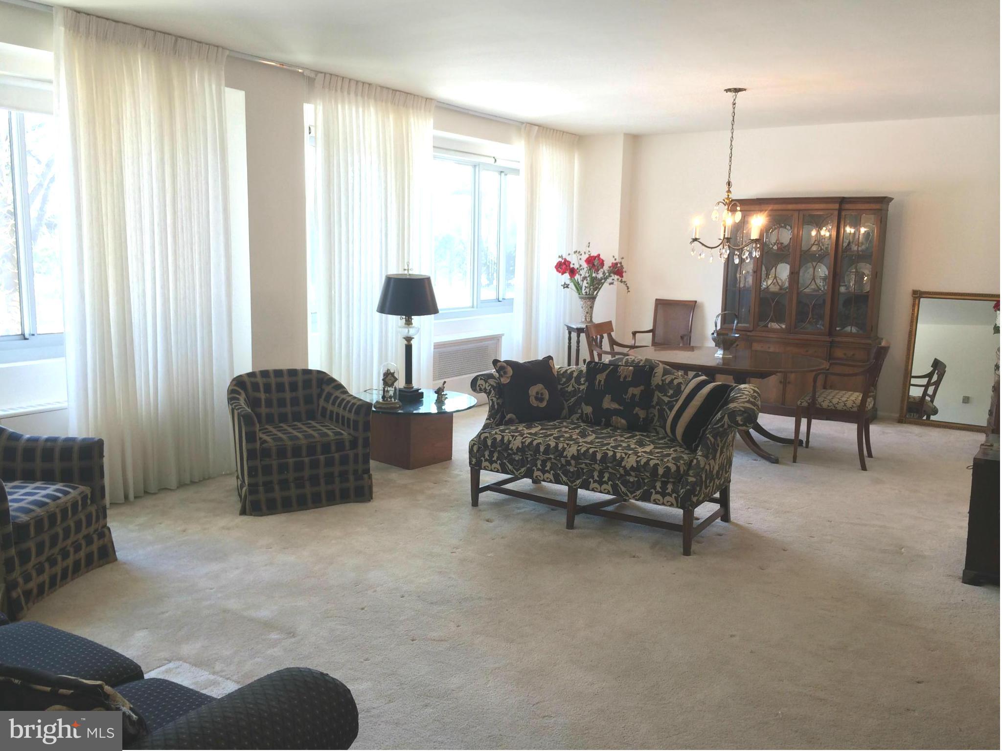 ELEVEN SLADE - Residential