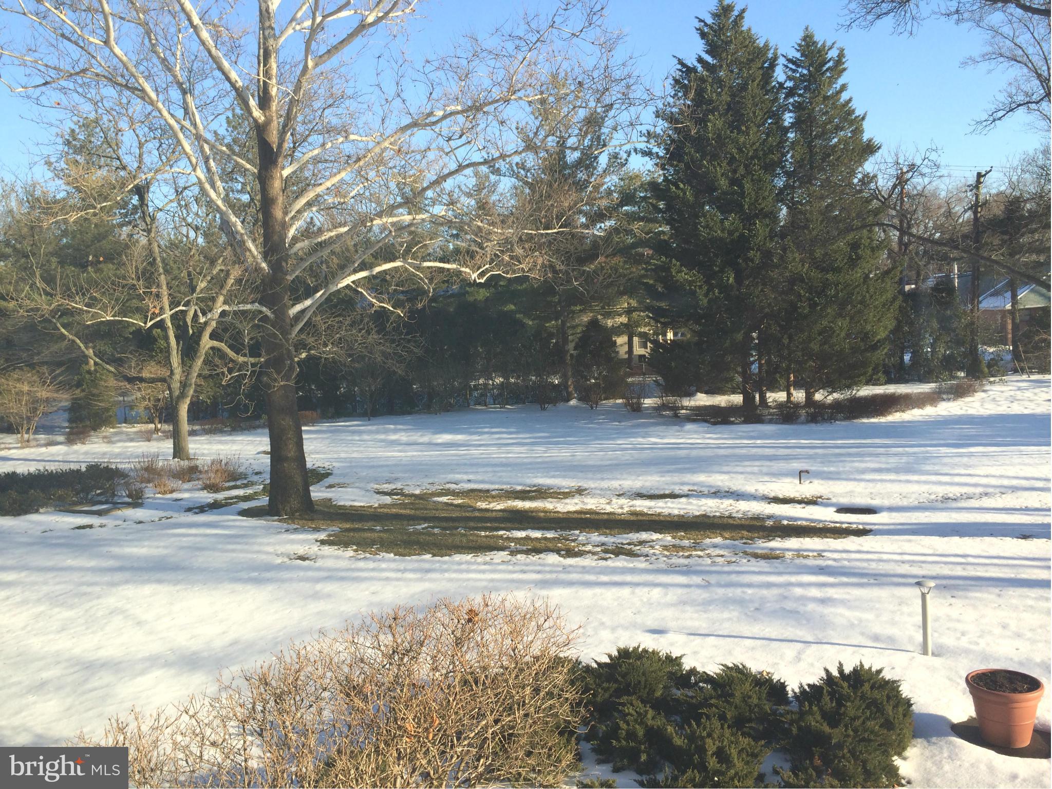 ELEVEN SLADE - Residential