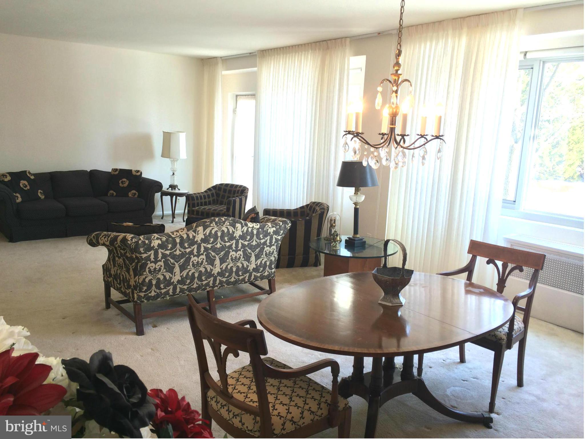 ELEVEN SLADE - Residential