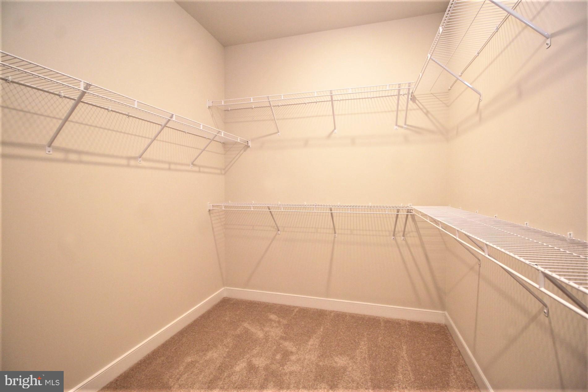 METROPARK AT ARROWBROOK - Residential Lease