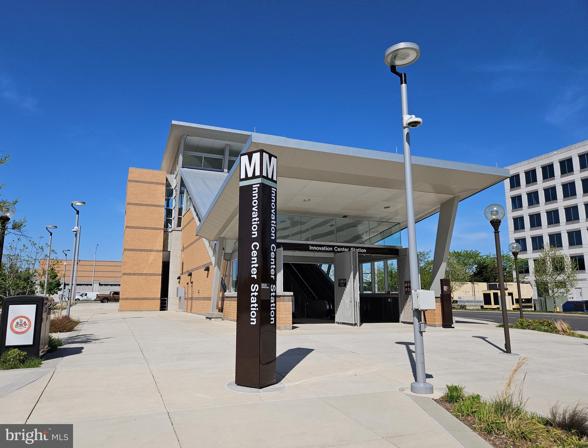 METROPARK AT ARROWBROOK - Residential Lease