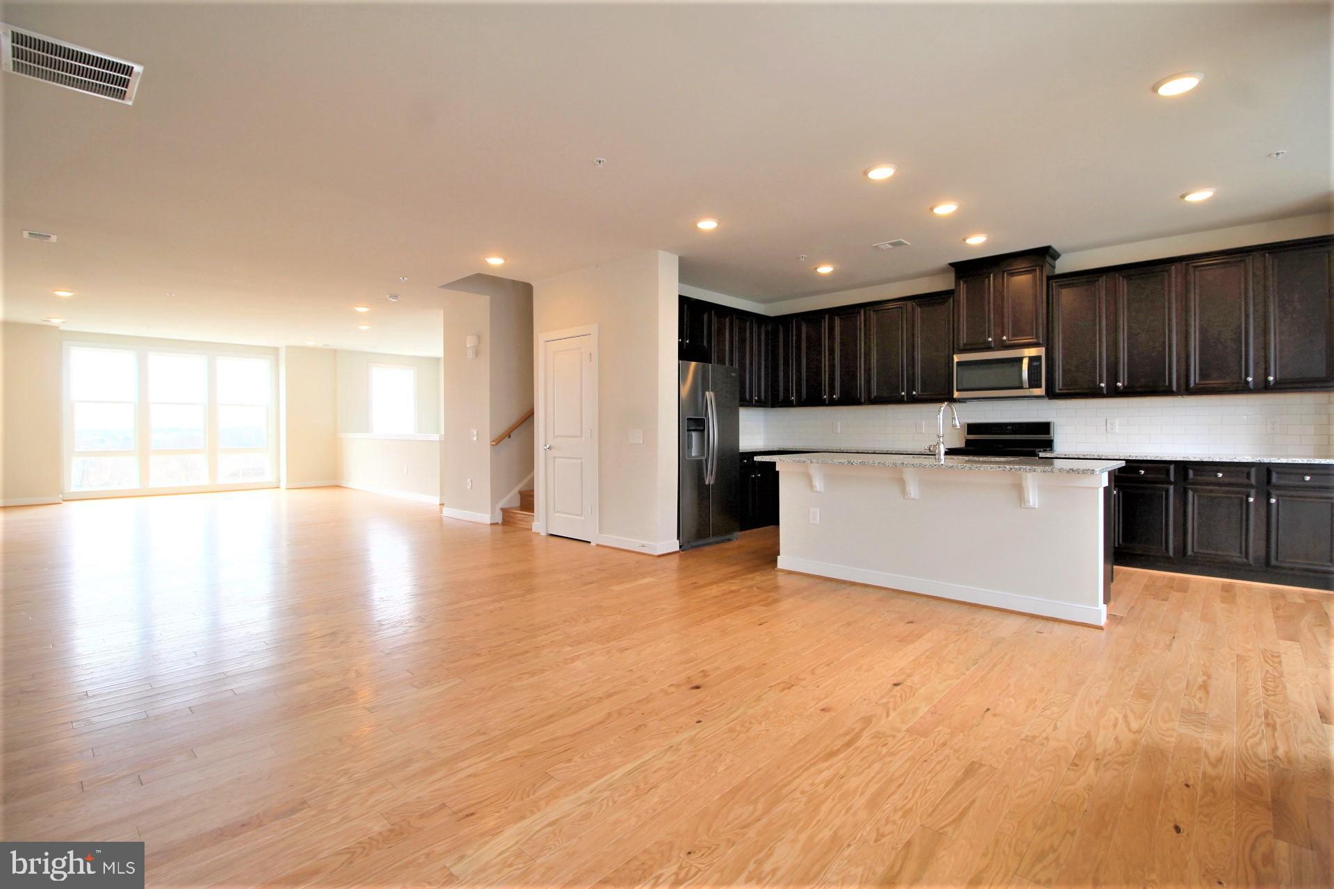 METROPARK AT ARROWBROOK - Residential Lease