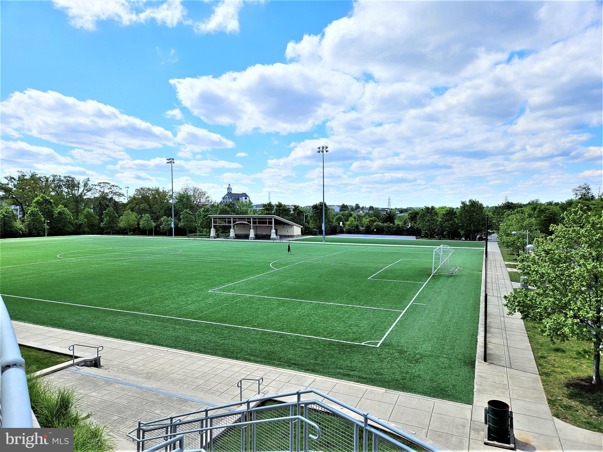 METROPARK AT ARROWBROOK - Residential Lease