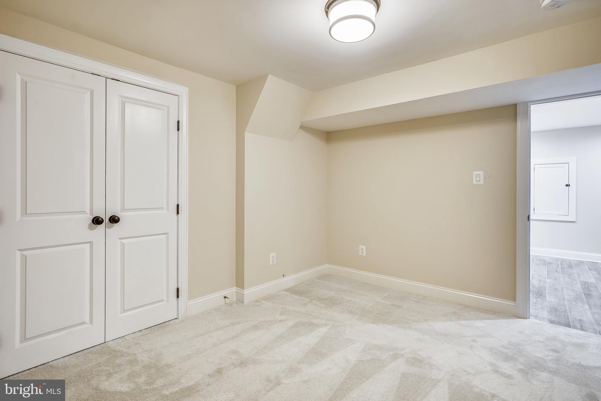 CLARKS CROSSING - Residential