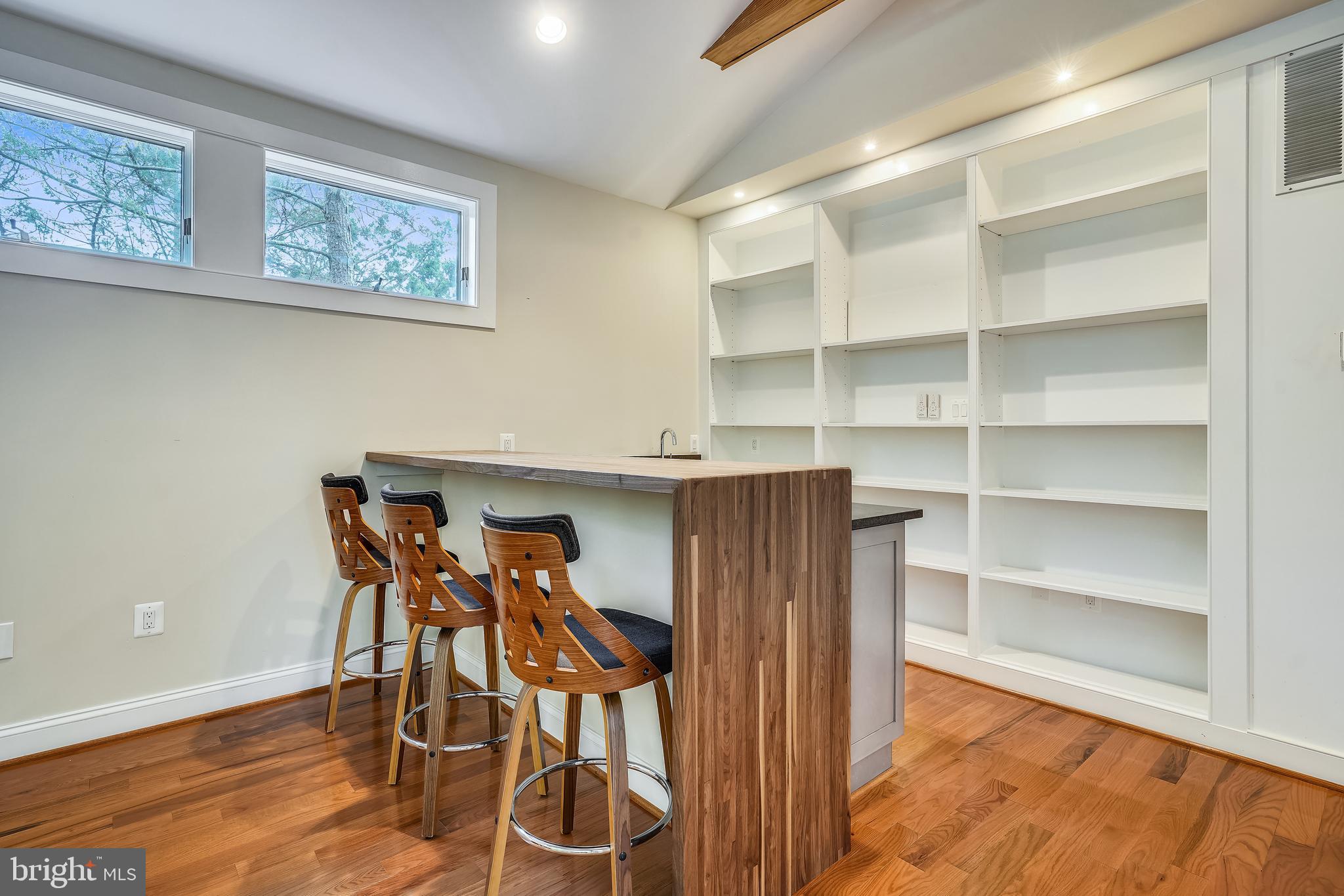 CLARKS CROSSING - Residential