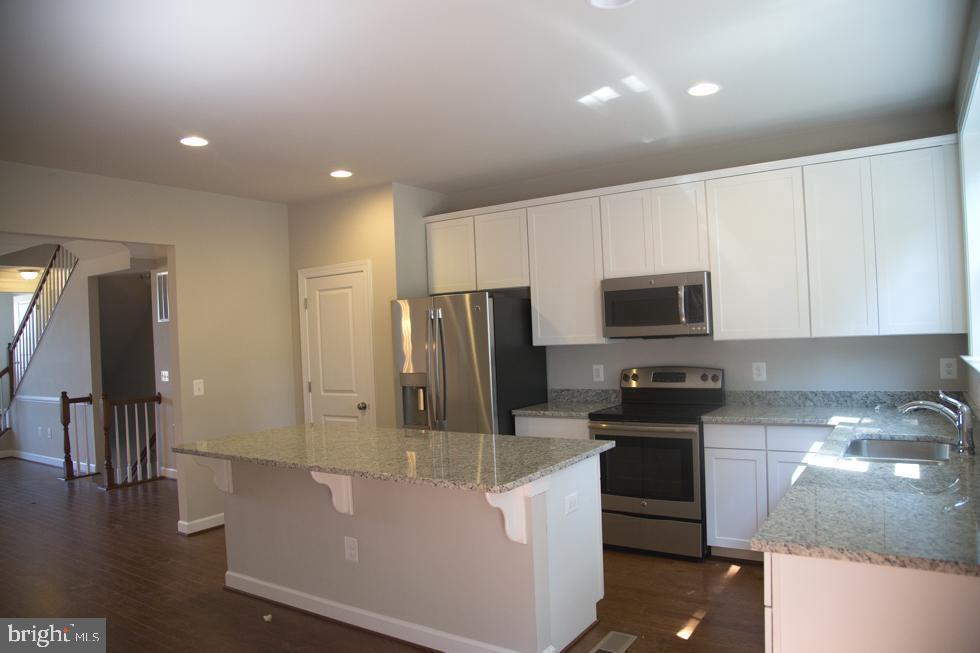 307 UPPER BROOK TERRACE
