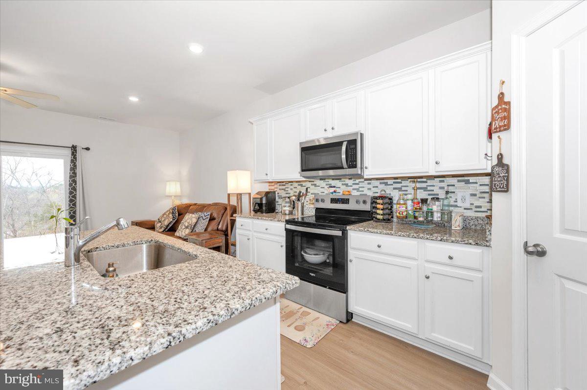 HOMEPLACE AT RIVERSIDE - Residential