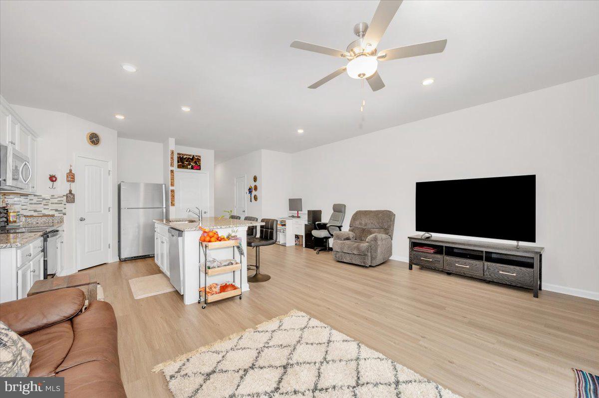 HOMEPLACE AT RIVERSIDE - Residential