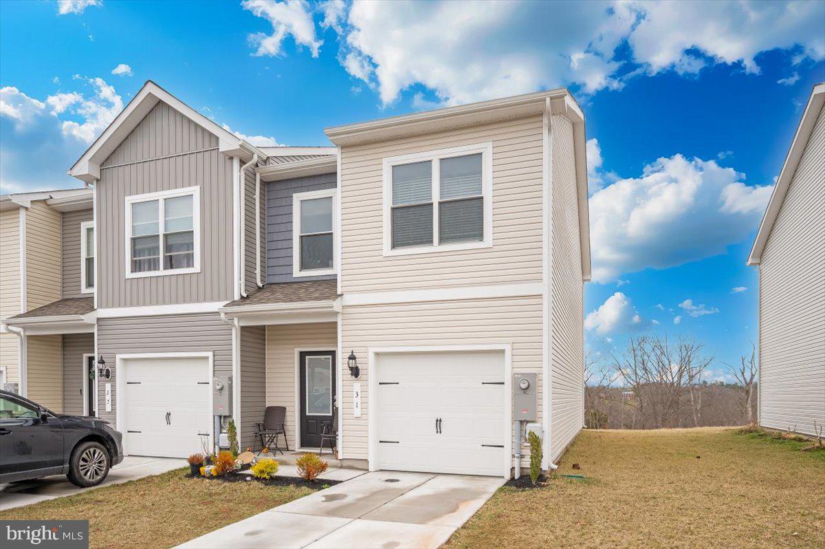 HOMEPLACE AT RIVERSIDE - Residential