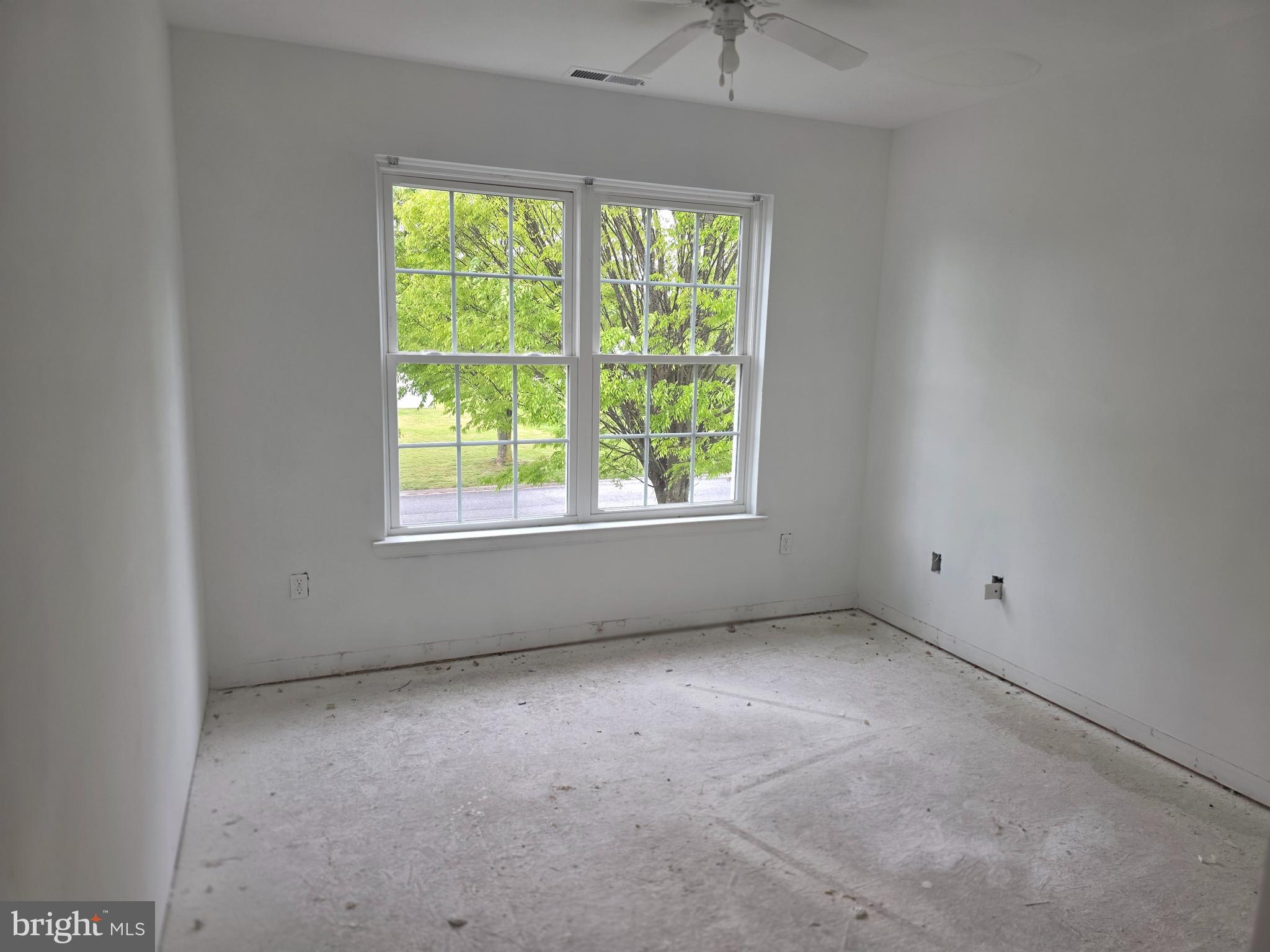 CHIMNEY HILL - Residential