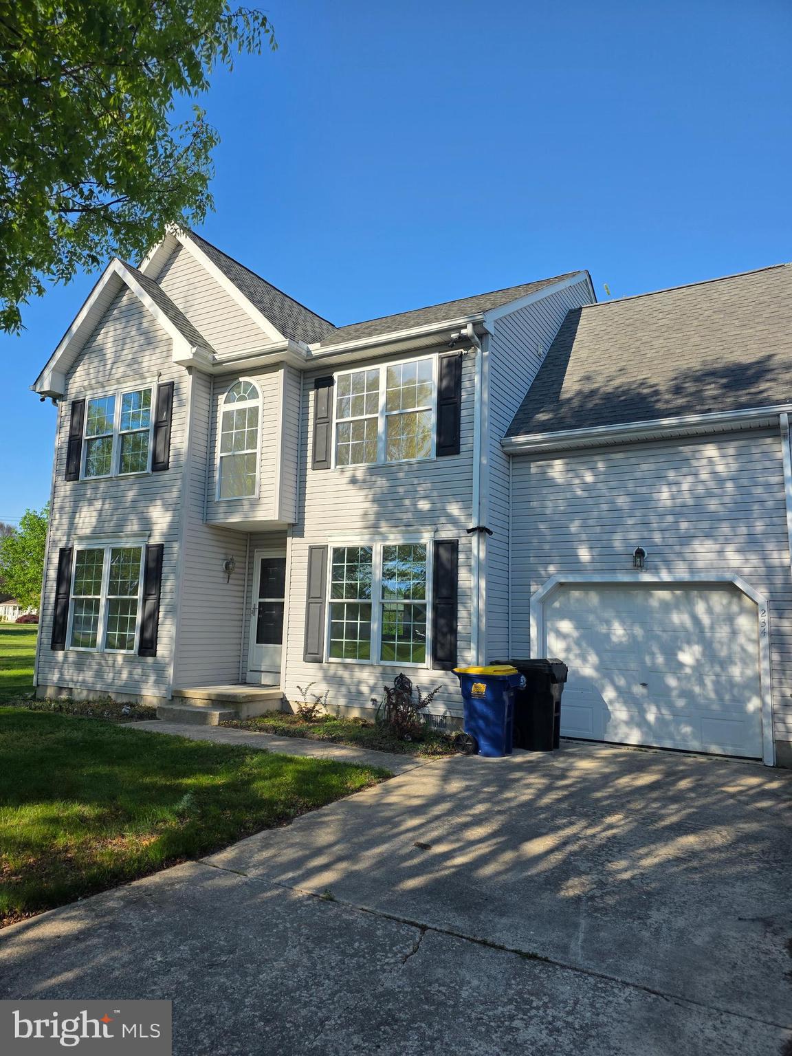 CHIMNEY HILL - Residential