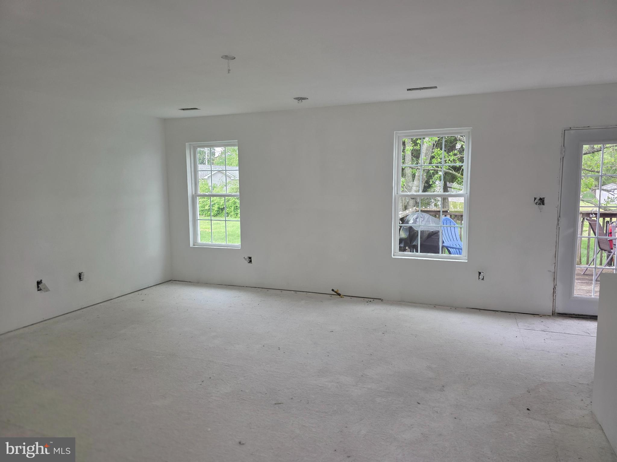 CHIMNEY HILL - Residential