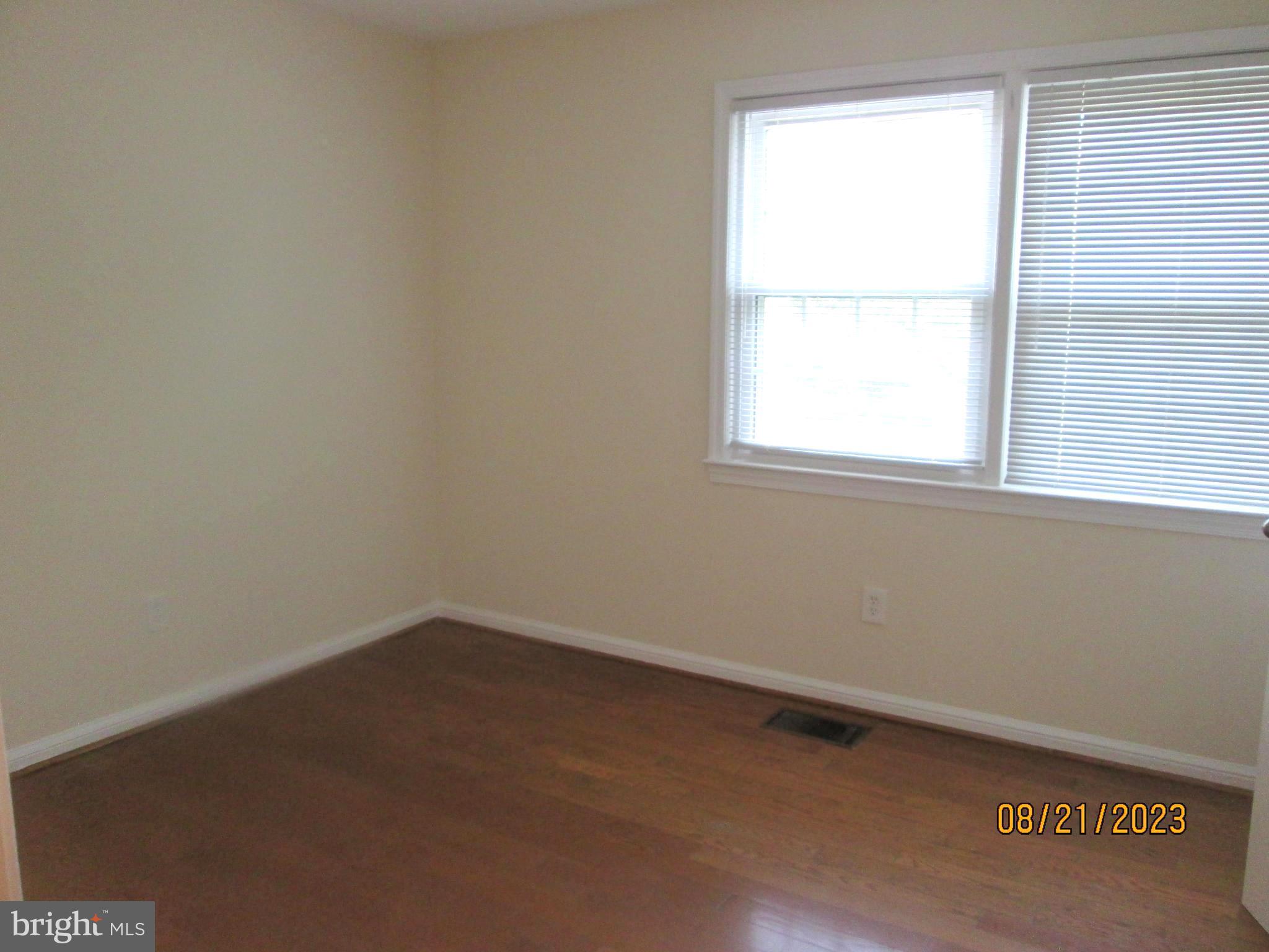 MOUNT VERNON HILLS - Residential Lease