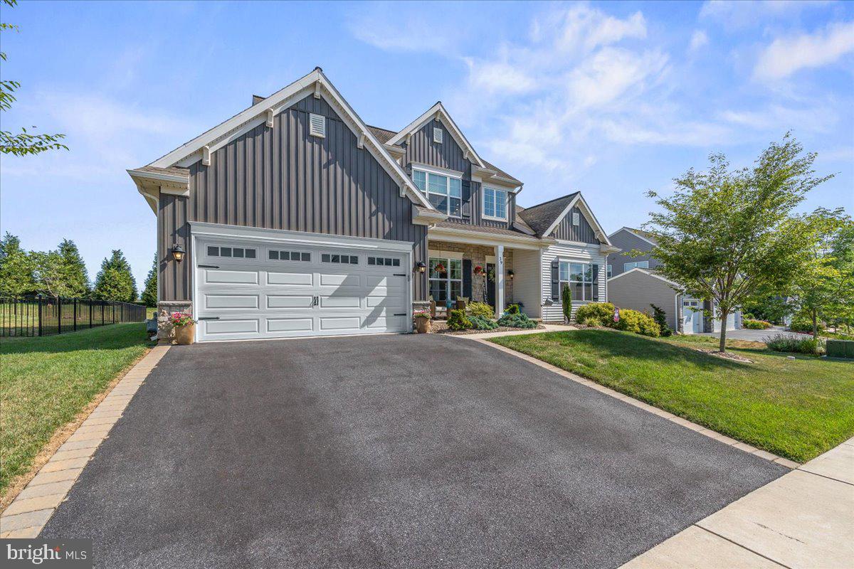 39 BLUE JAY WAY