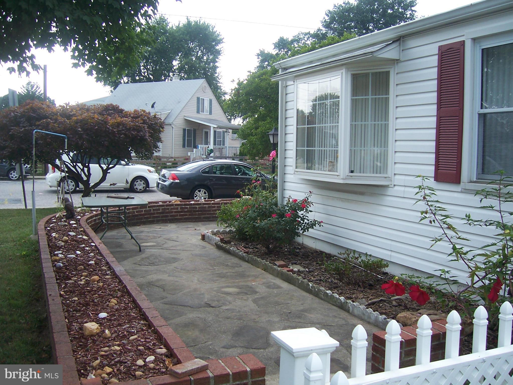 COLONIAL HOUSING - Residential