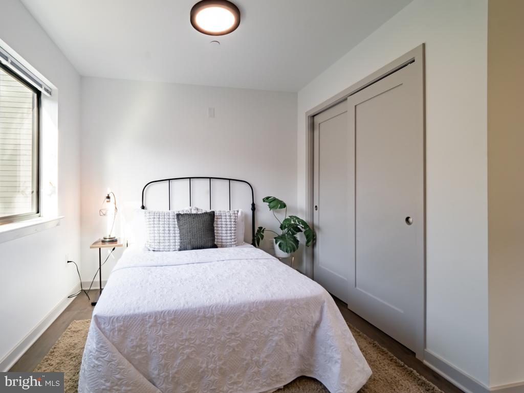 ROXBOROUGH - Residential Lease