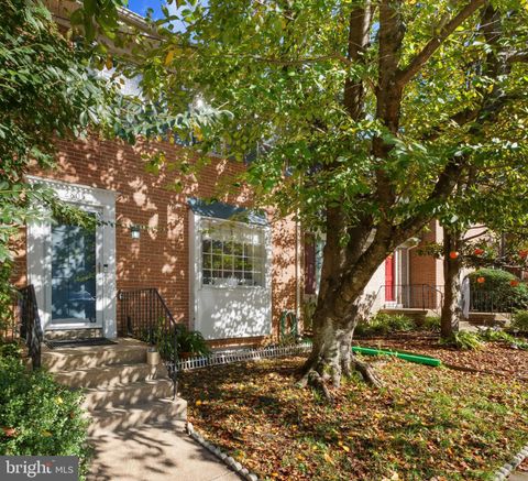 2805 LAFORA COURT VIENNA VA 22180