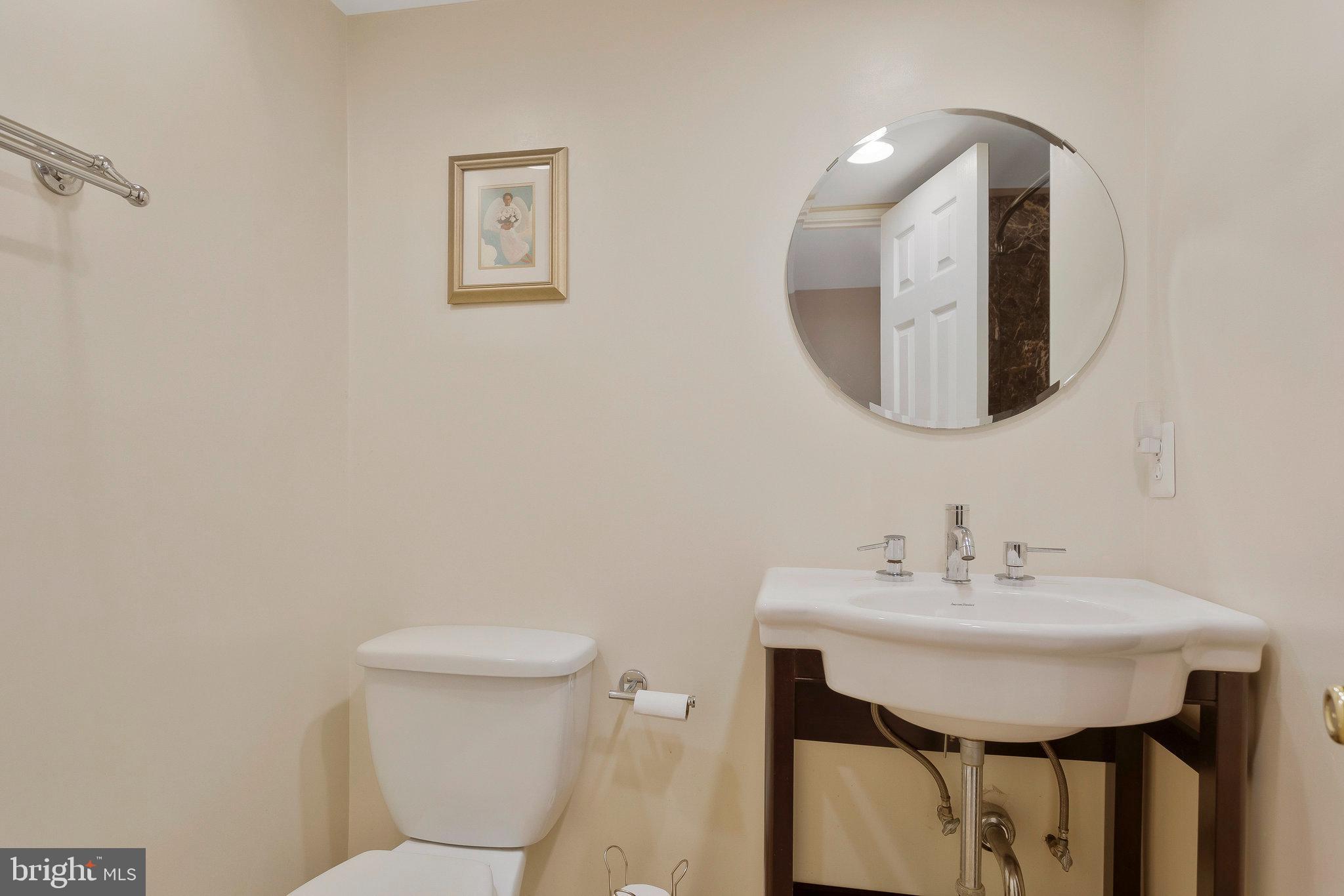 VILLAGE OF HICKORY RIDGE - Residential