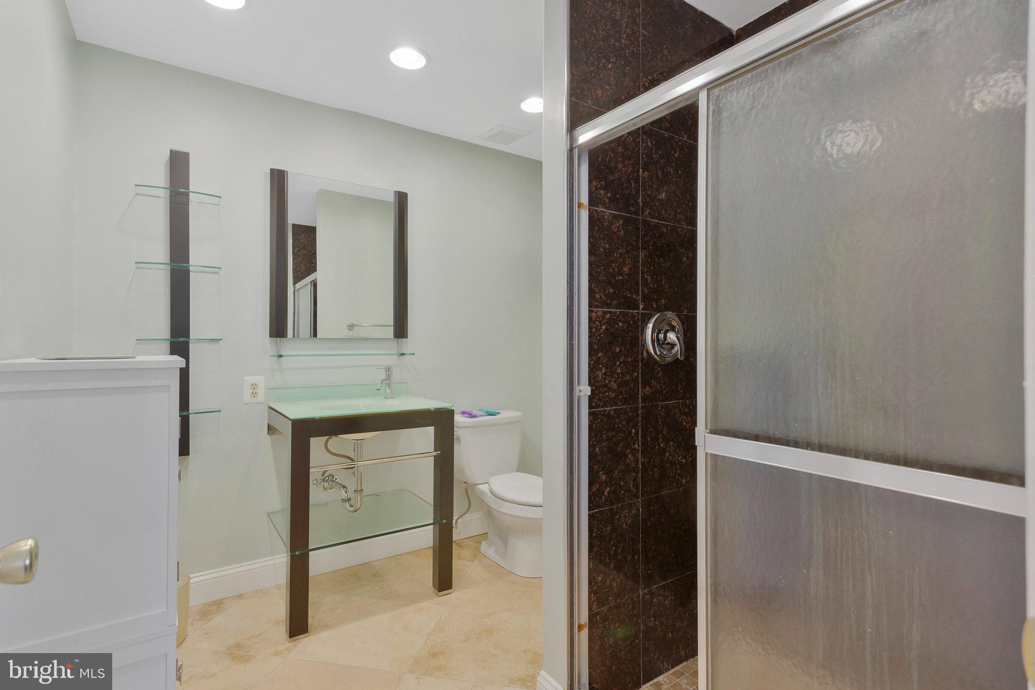 VILLAGE OF HICKORY RIDGE - Residential