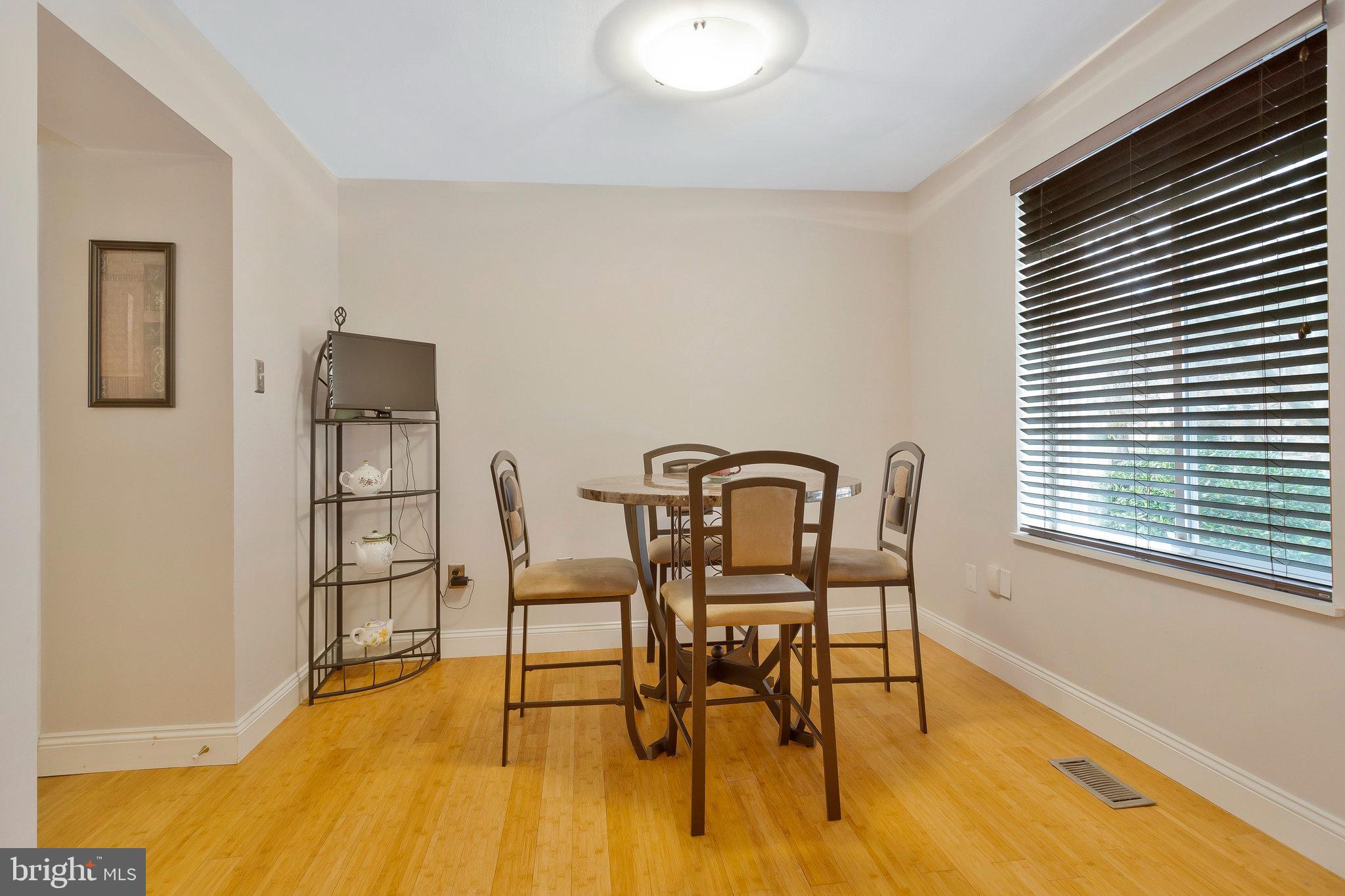 VILLAGE OF HICKORY RIDGE - Residential