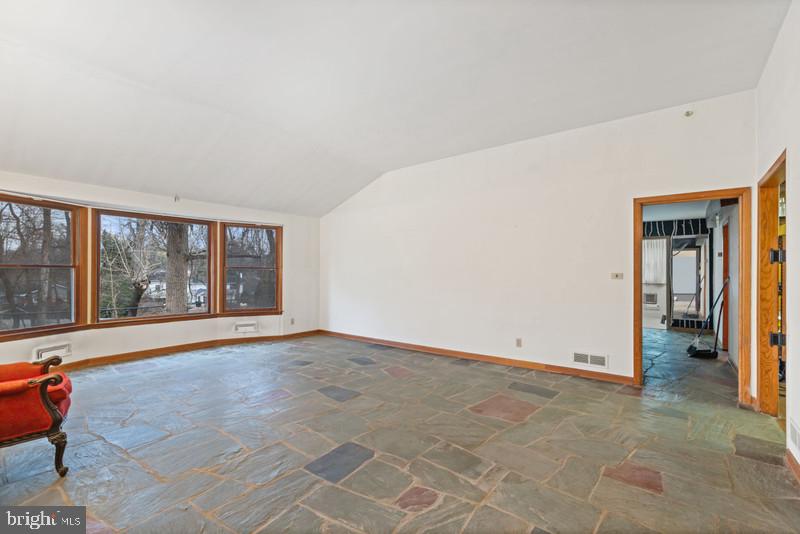 STEVENSON RIDGE - Residential