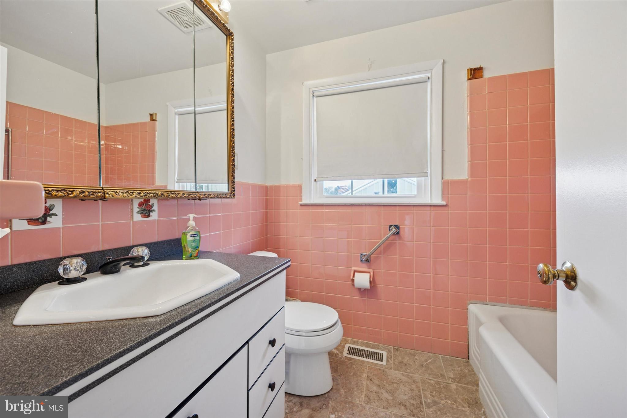 BEATTY HILLS - Residential