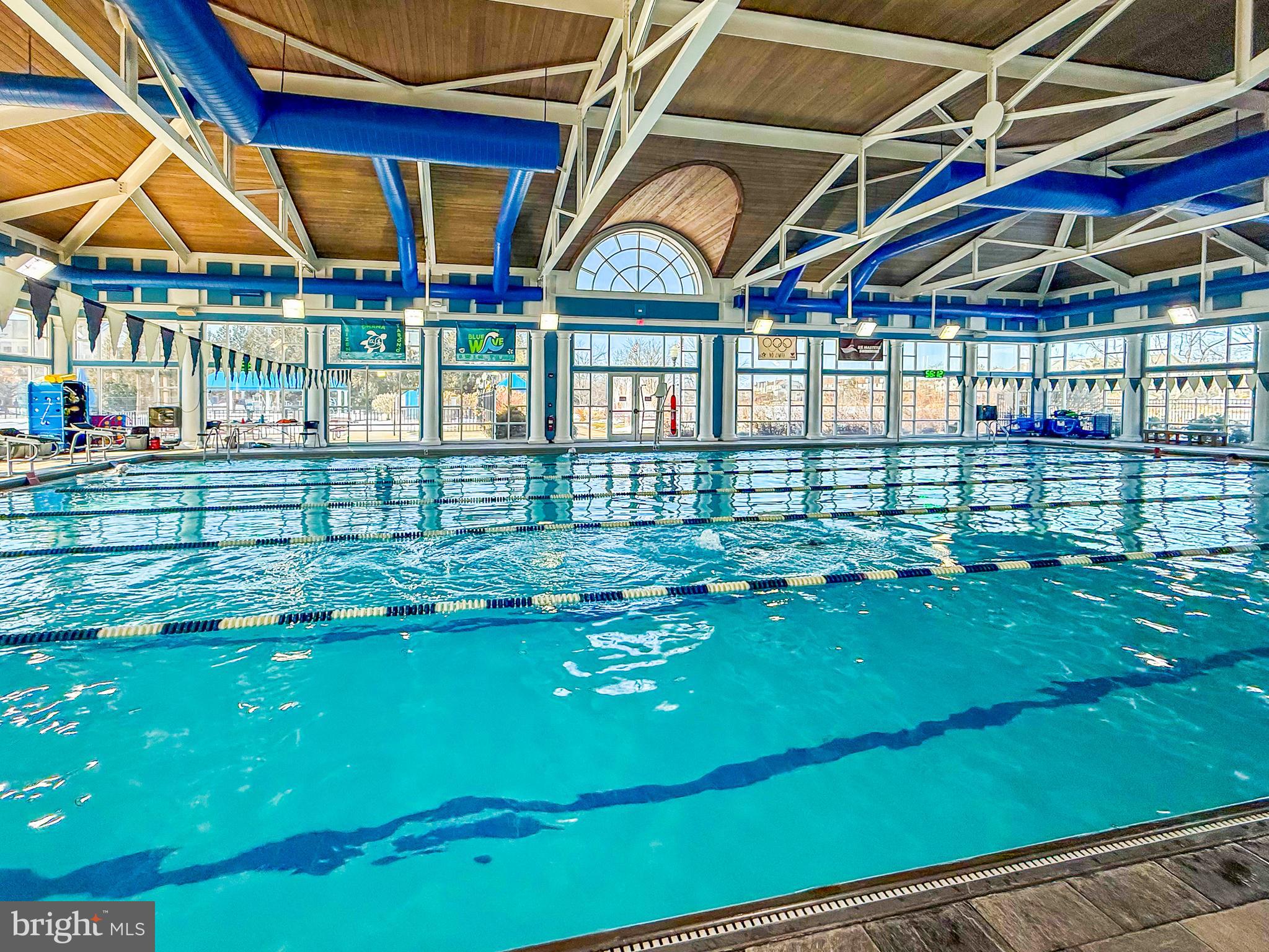 ASHBURN VILLAGE - Residential